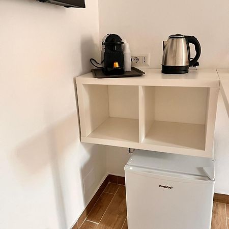 Apartamento La Dimora Del Principe Nápoles Exterior foto