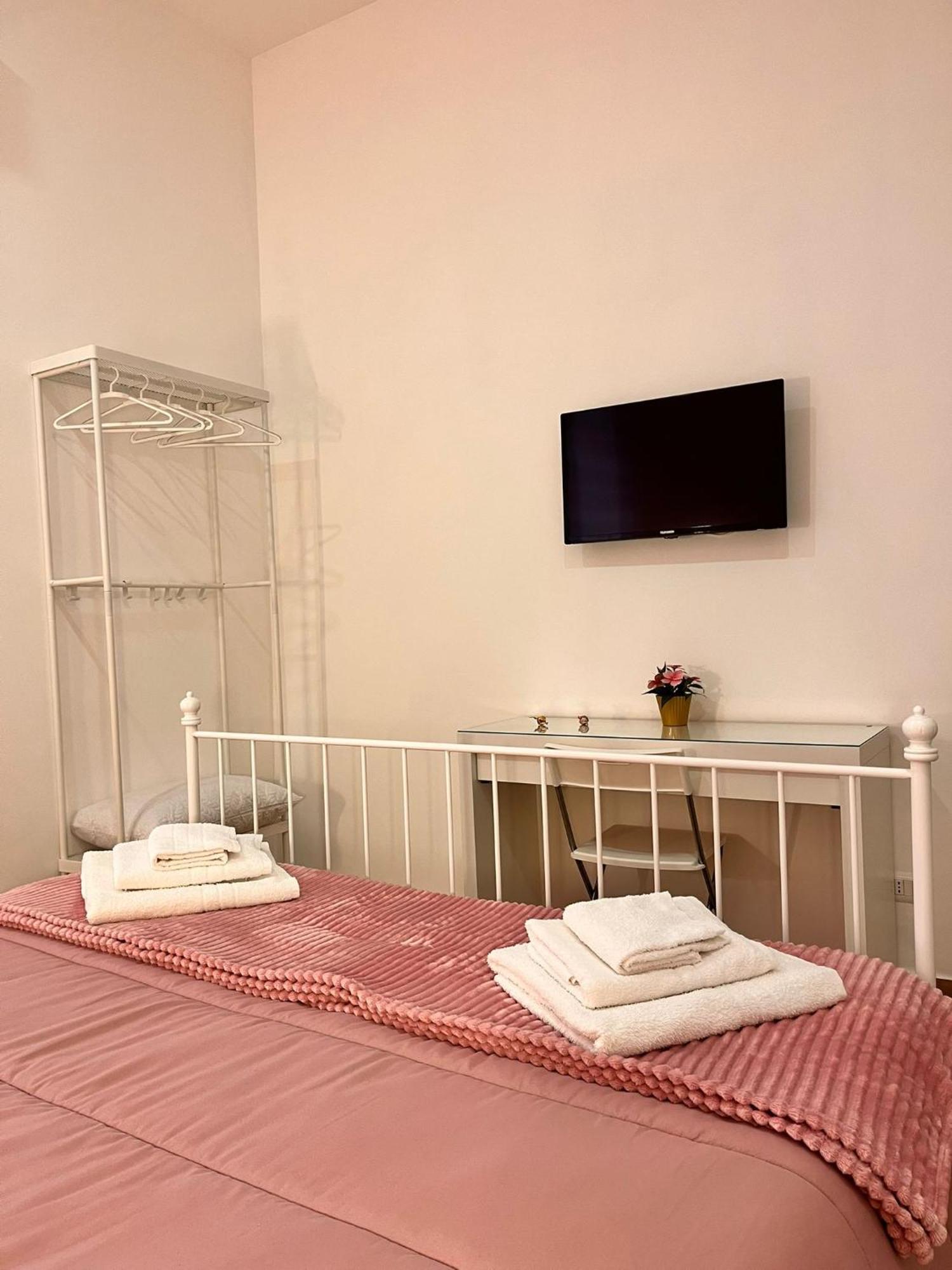Apartamento La Dimora Del Principe Nápoles Exterior foto