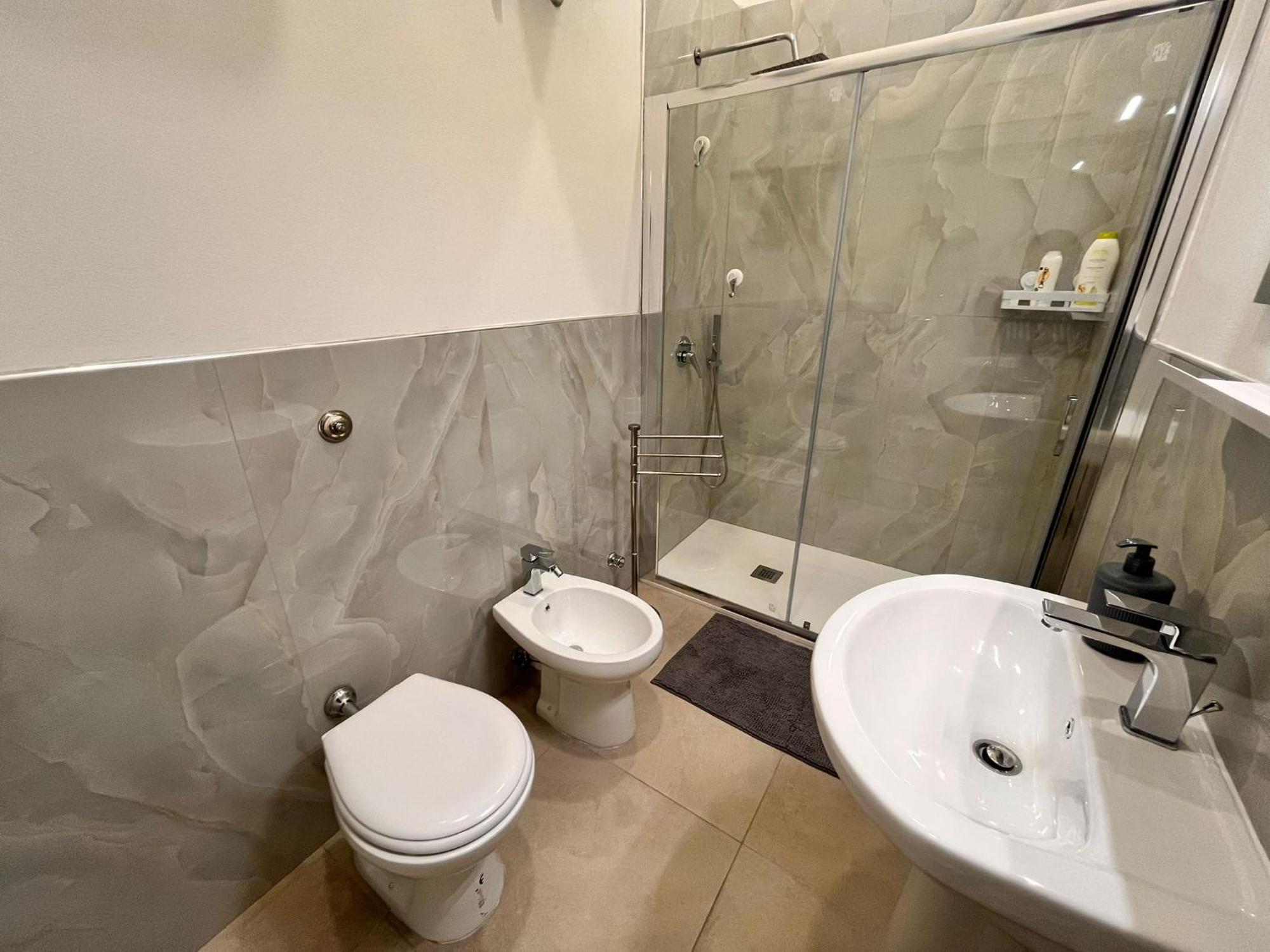 Apartamento La Dimora Del Principe Nápoles Exterior foto