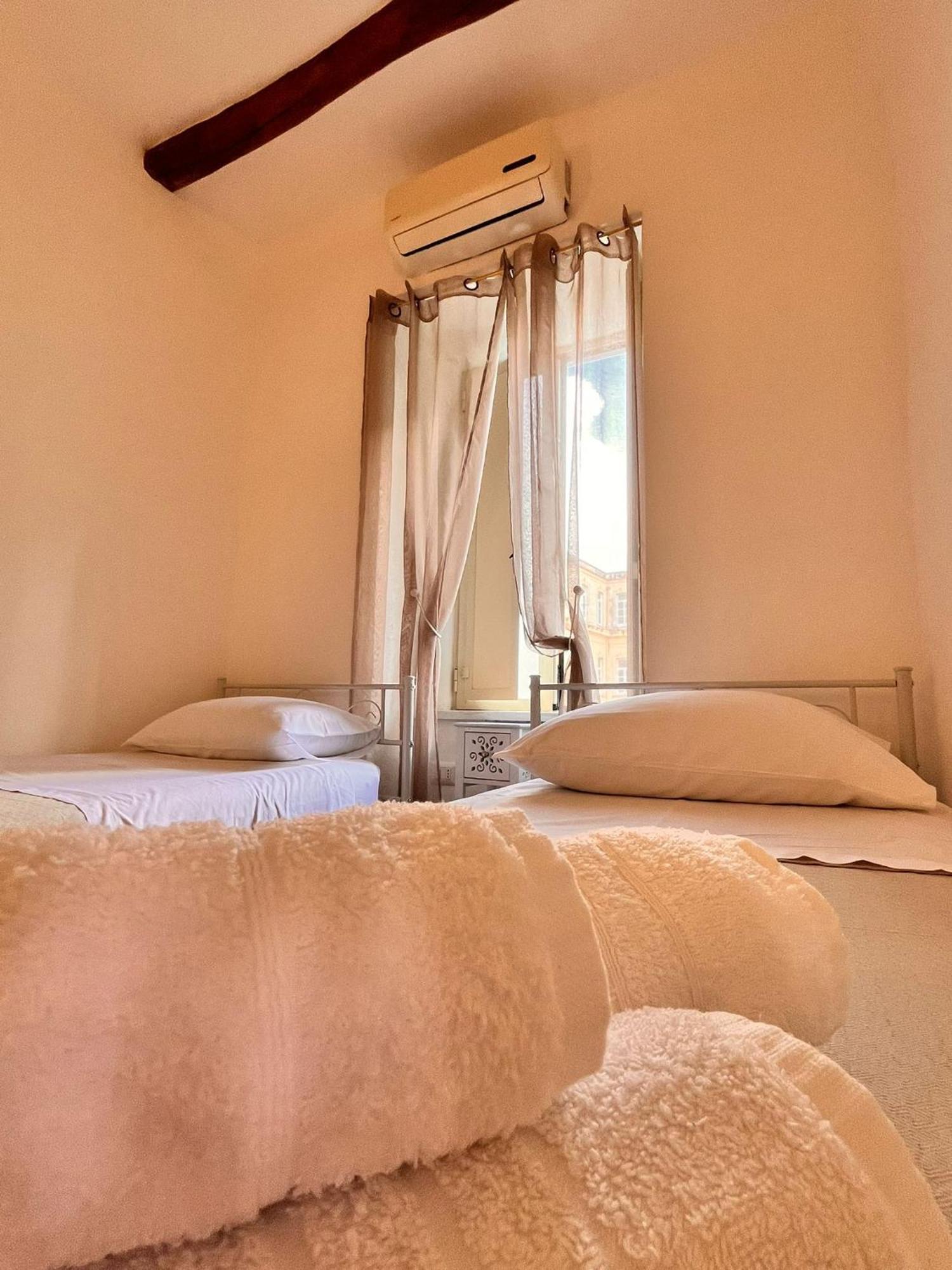 Apartamento La Dimora Del Principe Nápoles Exterior foto